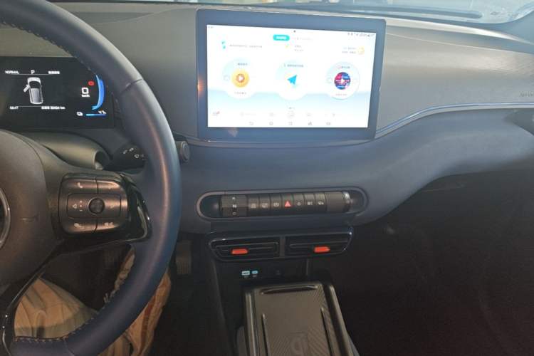 Used BYD Seagull 2025 305 km Free Version Audio And AC Panel