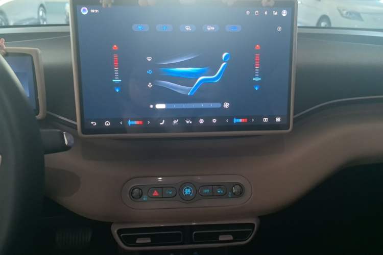 Used BYD Seagull 2025 Smart Drive Version 305 km Freedom Edition Audio And AC Panel