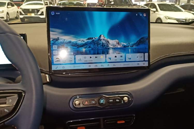 Used BYD Seagull 2025 Smart Drive Version 305 km Freedom Edition Audio And AC Panel