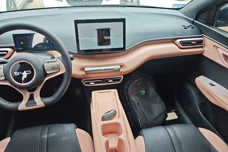 Used BYD Seagull 2025 305 km Free Version Audio And AC Panel