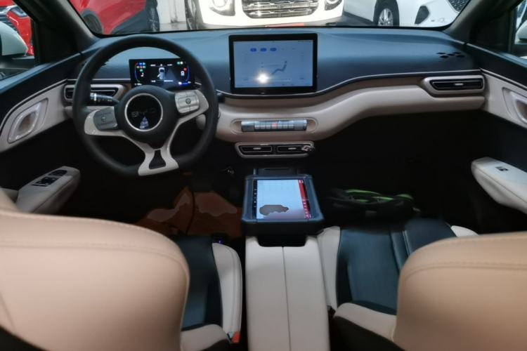 Used BYD Seagull 2025 305km Active Version Center Console