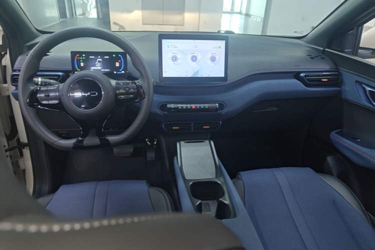 Used BYD Seagull 2025 305km Active Version Center Console