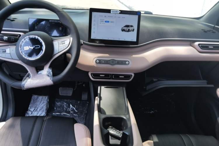 Used BYD Seagull 2025 Intelligent Driving Version 305 km Dynamic Edition Center Console