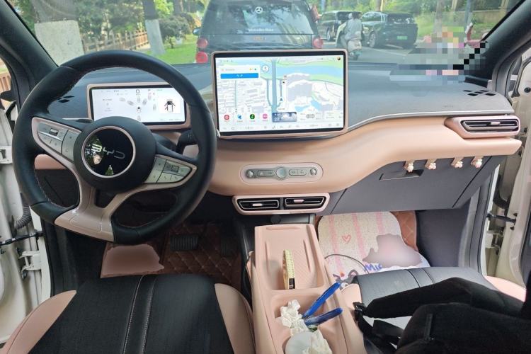 Used BYD Seagull 2025 Smart Drive Version 305 km Freedom Edition Center Console