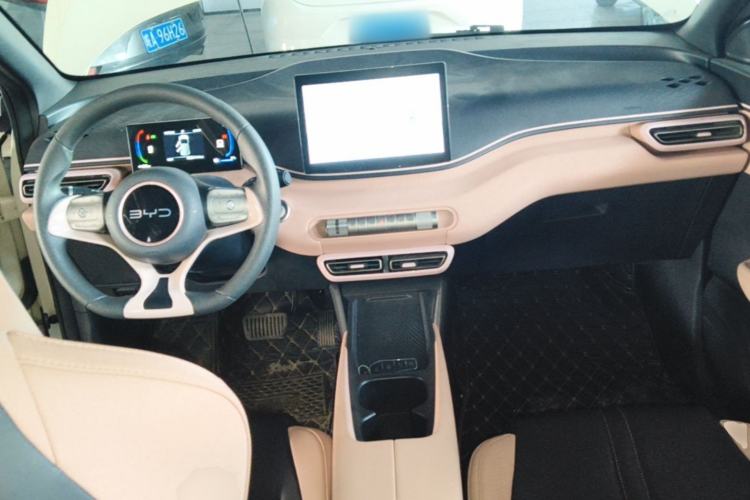 Used BYD Seagull 2025 305km Active Version Center Console