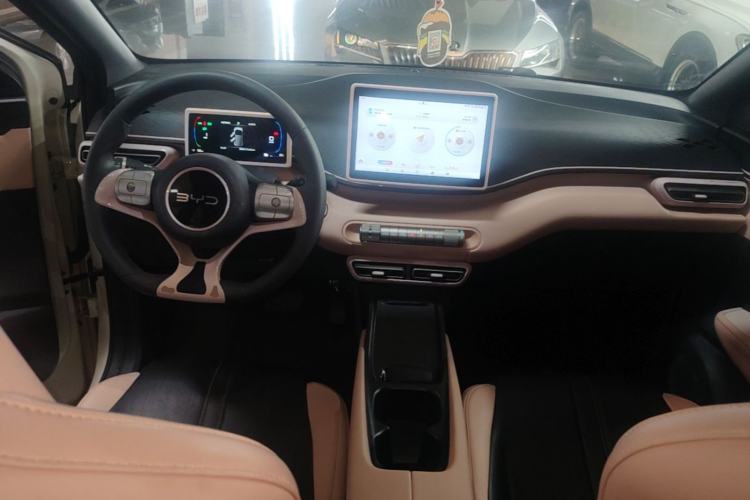Used BYD Seagull 2025 305km Active Version Center Console