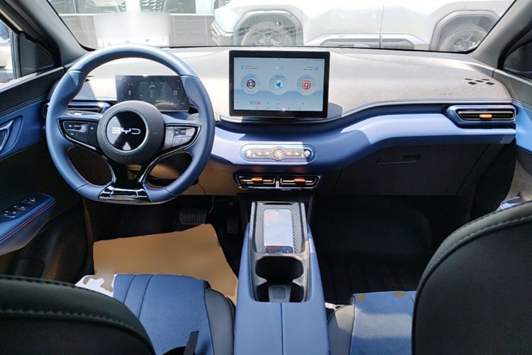 Used BYD Seagull 2025 Model Smart Drive Version 405km Free-Spirited Version Center Console