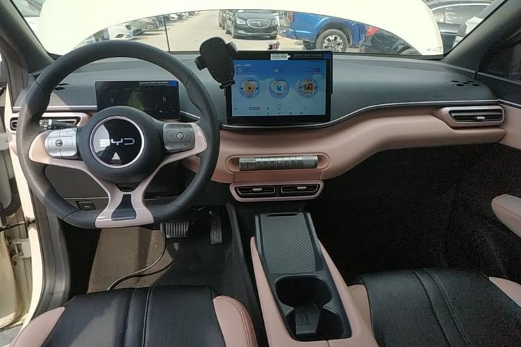 Used BYD Seagull 2025 305km Active Version Center Console