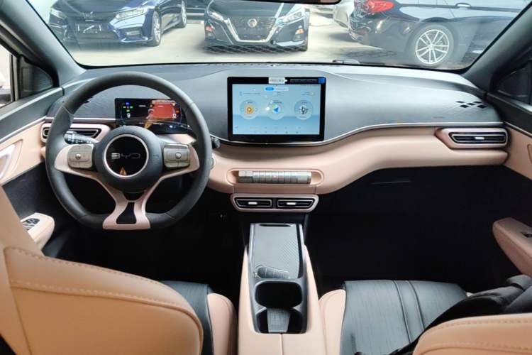 Used BYD Seagull 2025 305km Active Version Center Console
