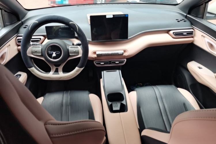 Used BYD Seagull 2025 305km Active Version Center Console