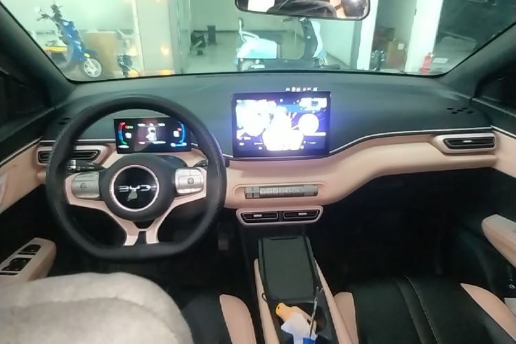 Used BYD Seagull 2025 305km Active Version Center Console