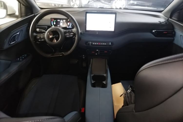 Used BYD Seagull 2025 305km Active Version Center Console