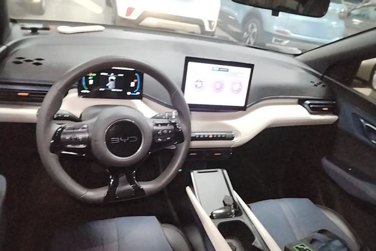 Used BYD Seagull 2025 305km Active Version Center Console