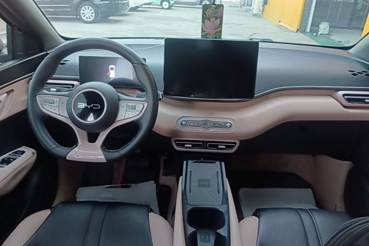 Used BYD Seagull 2025 Smart Drive Version 305 km Freedom Edition Center Console