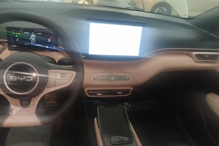 Used BYD Seagull 2025 Intelligent Driving Version 305 km Dynamic Edition Center Console