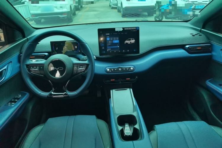 Used BYD Seagull 2025 Model Smart Drive Version 405km Free-Spirited Version Center Console