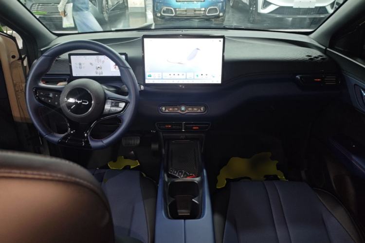 Used BYD Seagull 2025 Smart Drive Version 305 km Freedom Edition Center Console