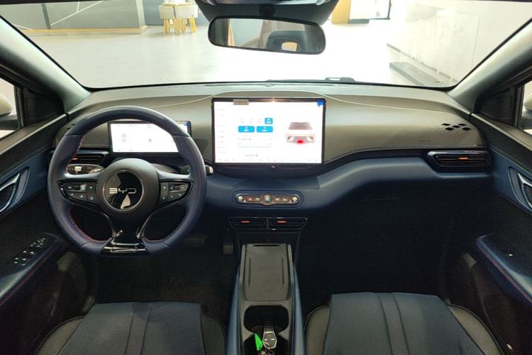Used BYD Seagull 2025 Smart Drive Version 305 km Freedom Edition Center Console