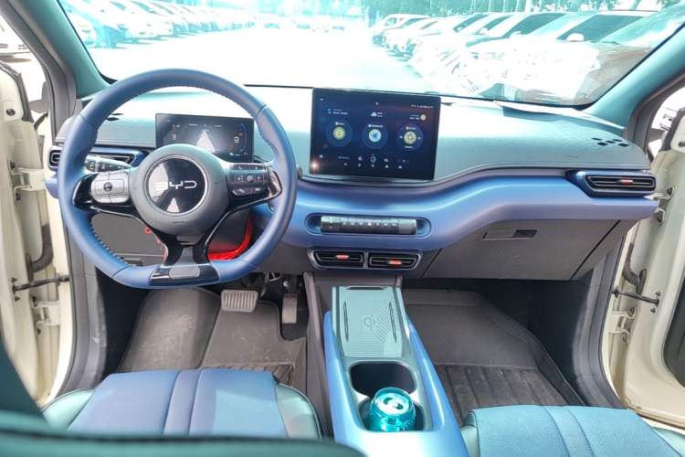 Used BYD Seagull 2025 305 km Free Version Center Console