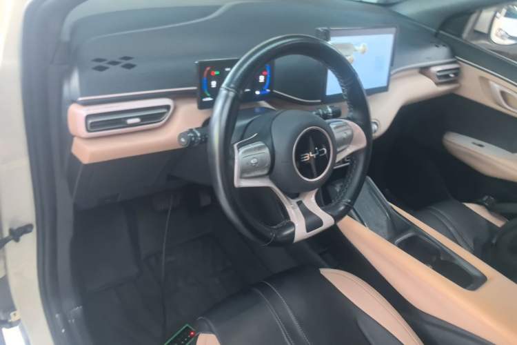 Used BYD Seagull 2025 305km Active Version Center Console