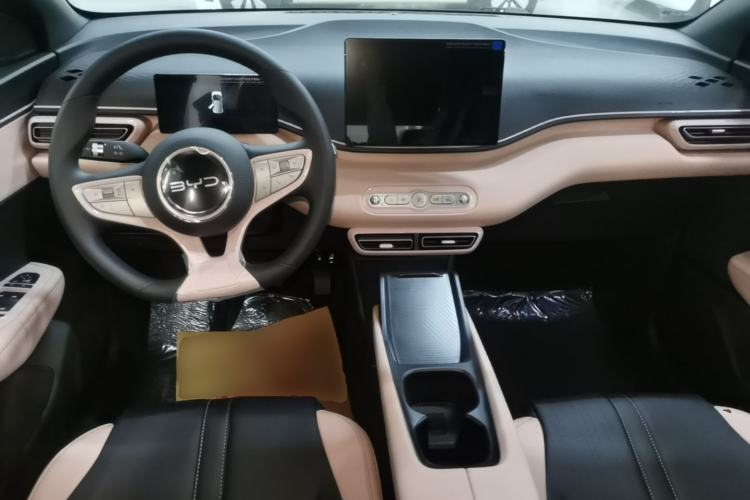 Used BYD Seagull 2025 Intelligent Driving Version 305 km Dynamic Edition Center Console