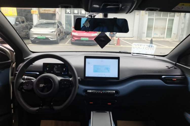 Used BYD Seagull 2025 305km Active Version Center Console