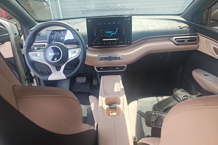 Used BYD Seagull 2025 Smart Drive Version 305 km Freedom Edition Center Console