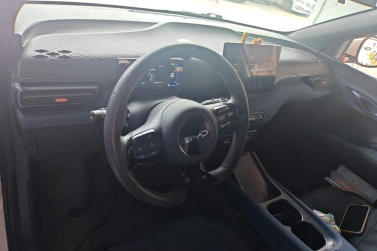 Used BYD Seagull 2025 305km Active Version Center Console