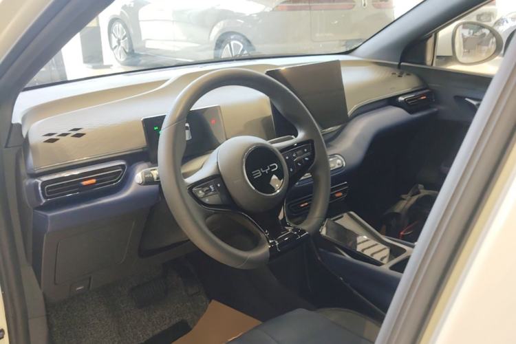 Used BYD Seagull 2025 Intelligent Driving Version 305 km Dynamic Edition Center Console