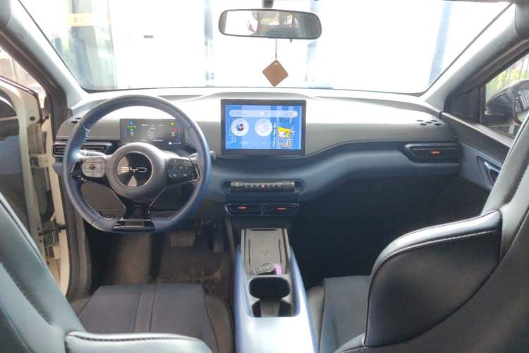 Used BYD Seagull 2025 305 km Free Version Center Console
