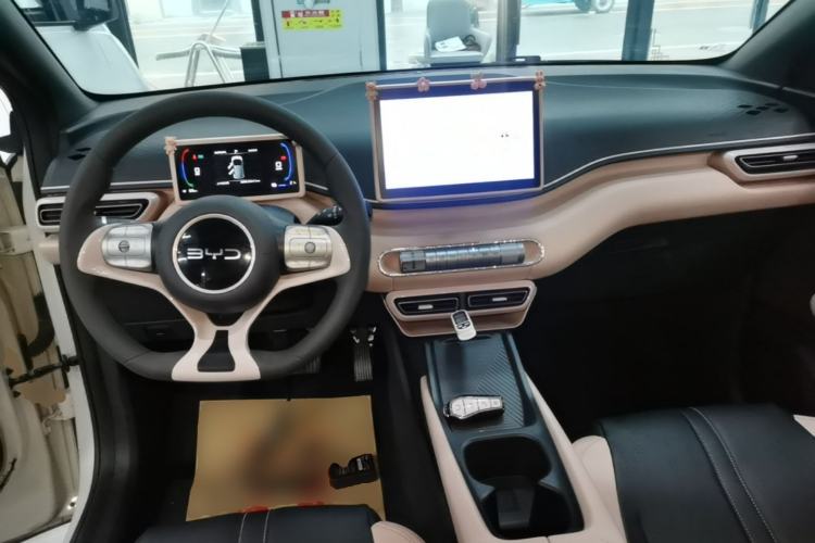 Used BYD Seagull 2025 305km Active Version Center Console