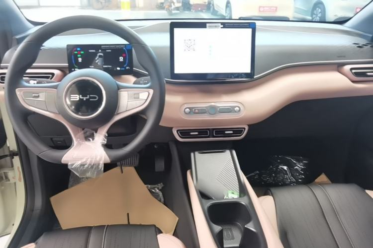 Used BYD Seagull 2025 Intelligent Driving Version 305 km Dynamic Edition Center Console