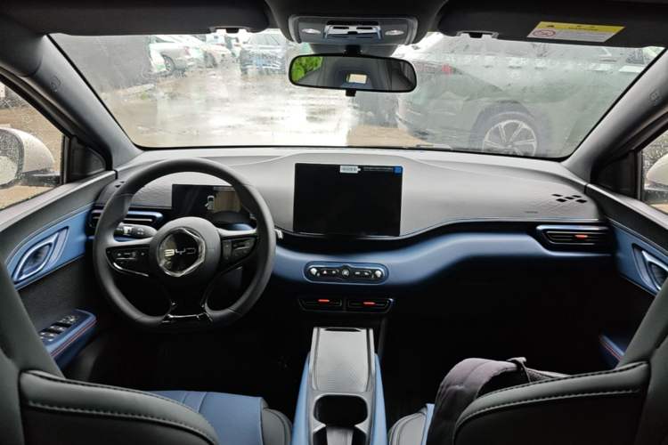 Used BYD Seagull 2025 Intelligent Driving Version 305 km Dynamic Edition Center Console