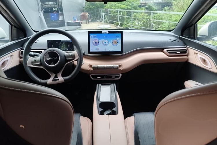 Used BYD Seagull 2025 305km Active Version Center Console
