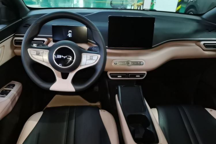 Used BYD Seagull 2025 Intelligent Driving Version 305 km Dynamic Edition Center Console