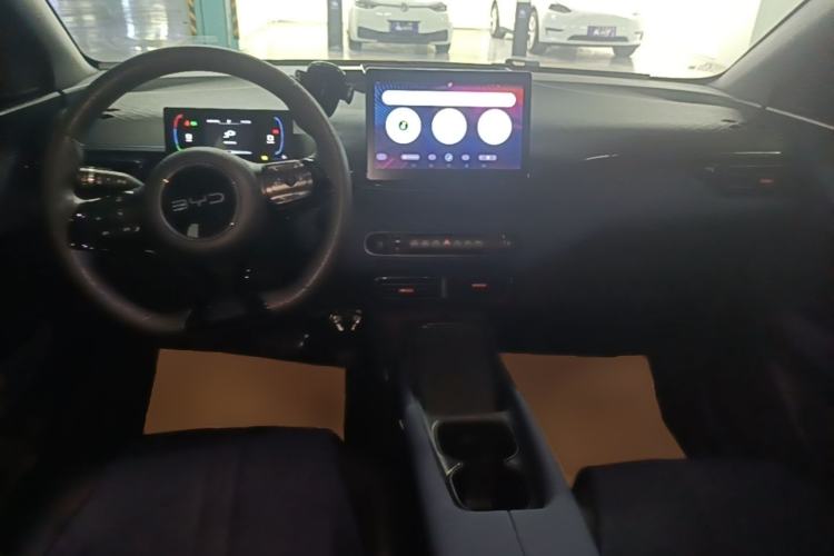 Used BYD Seagull 2025 305km Active Version Center Console
