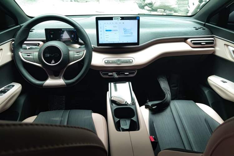 Used BYD Seagull 2025 305km Active Version Center Console