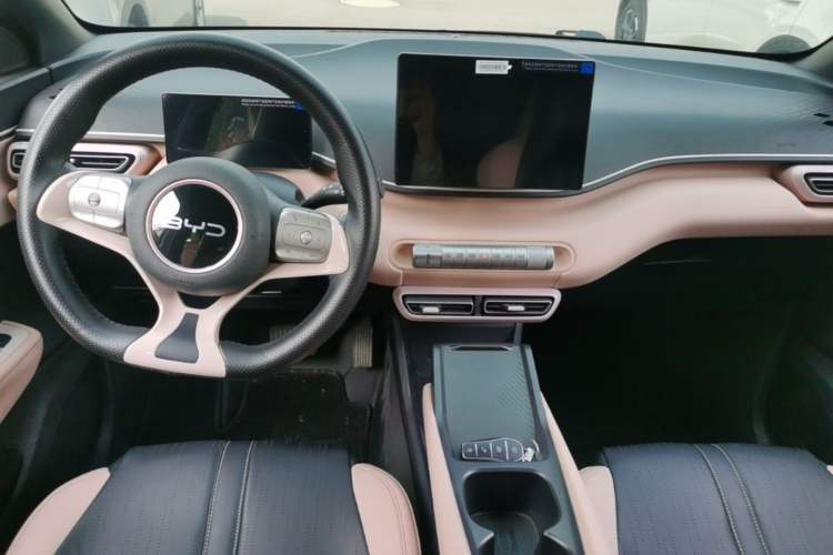 Used BYD Seagull 2025 305km Active Version Center Console