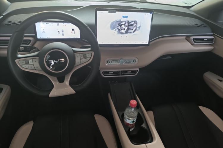 Used BYD Seagull 2025 Smart Drive Version 305 km Freedom Edition Center Console
