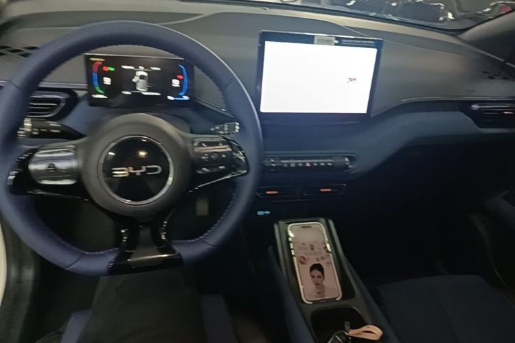 Used BYD Seagull 2025 305 km Free Version Center Console