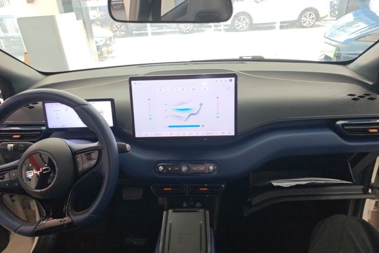 Used BYD Seagull 2025 Smart Drive Version 305 km Freedom Edition Center Console