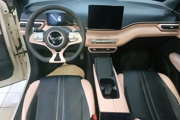 Used BYD Seagull 2025 305km Active Version Center Console