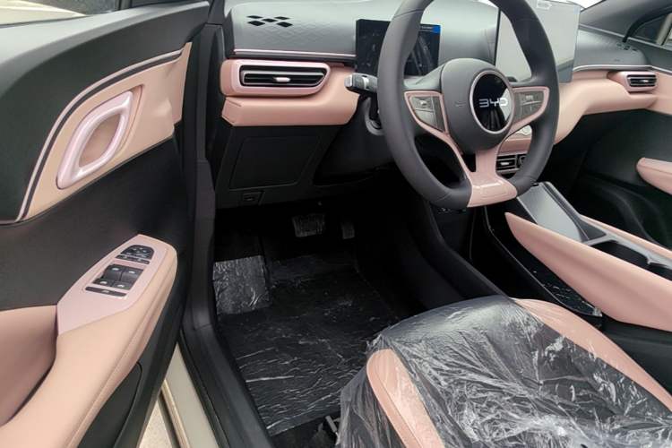 Used BYD Seagull 2025 Intelligent Driving Version 305 km Dynamic Edition Driver Seat