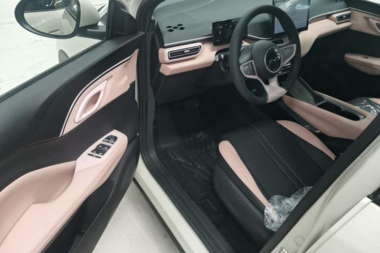 Used BYD Seagull 2025 Intelligent Driving Version 305 km Dynamic Edition Driver Seat