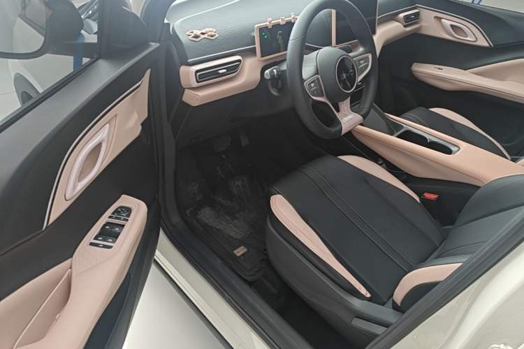 Used BYD Seagull 2025 Intelligent Driving Version 305 km Dynamic Edition Driver Seat