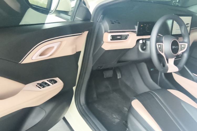 Used BYD Seagull 2025 Intelligent Driving Version 305 km Dynamic Edition Driver Seat