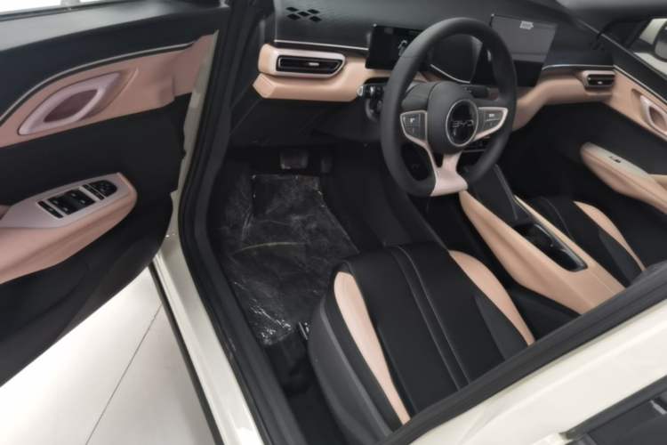 Used BYD Seagull 2025 Intelligent Driving Version 305 km Dynamic Edition Driver Seat