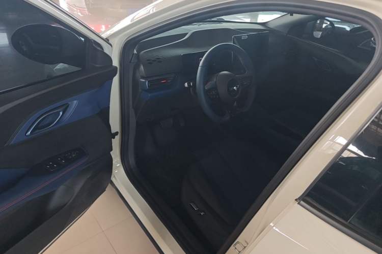 Used BYD Seagull 2025 Smart Drive Version 305 km Freedom Edition Driver Seat