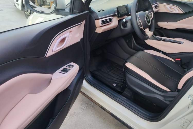 Used BYD Seagull 2025 Intelligent Driving Version 305 km Dynamic Edition Driver Seat