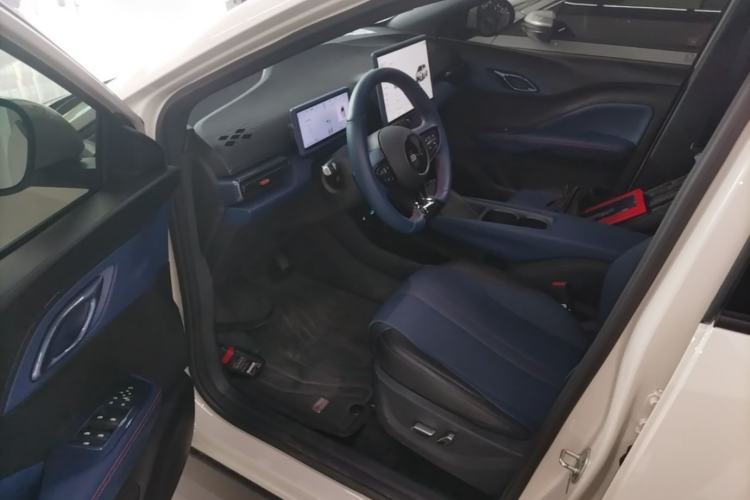 Used BYD Seagull 2025 Smart Drive Version 305 km Freedom Edition Driver Seat